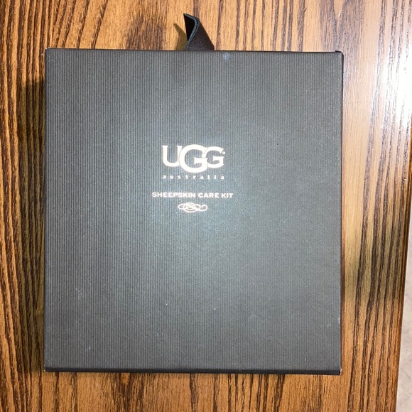 UGG Shoes - UGG cleaning kit